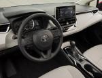 Toyota Corolla LE Sedan 2019 года (NA)